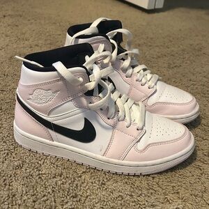 wmns air jordan 1 mid 'barley rose'